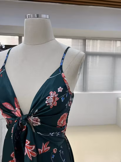China Großhandel Fabrik Frau Bekleidung Spleg Shenzhen Mode Frauen Kleidung/Kleid