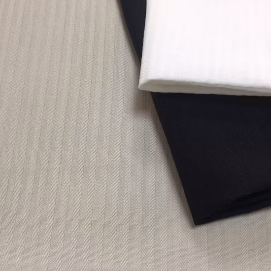 Baumwollstoff mit Fischgrätenmuster für Kleidung und Bekleidung